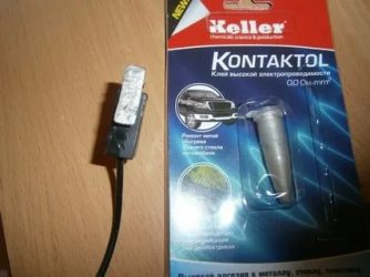 Чем приклеить обогрев заднего стекла автомобиля?