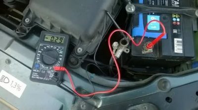 Как определить утечку тока в авто?
