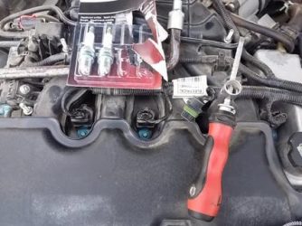 Как заменить свечи на приоре?