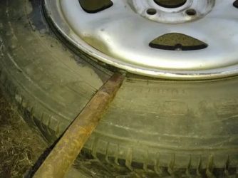 Колесо пропускает по ободу что делать?