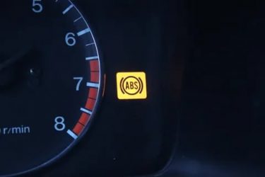 Загорелась лампочка абс что делать?